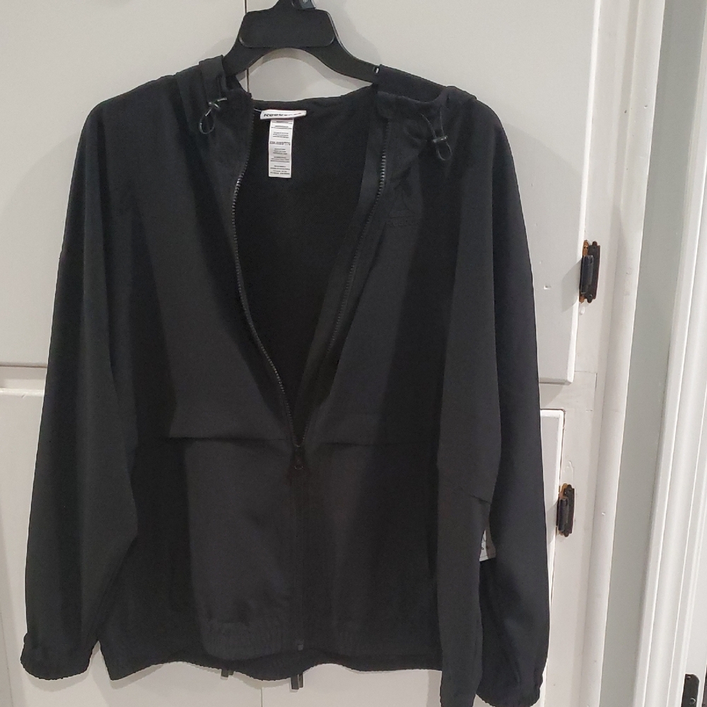 Reebok Black Utility Jacket Lightweight Casual Design